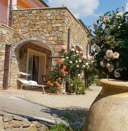 La Colombera Apartment *